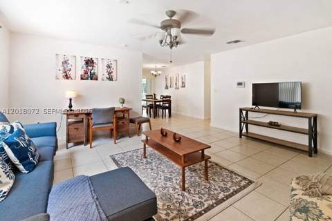 13325 SW 84th Ave, Pinecrest FL - photo 11 of 55