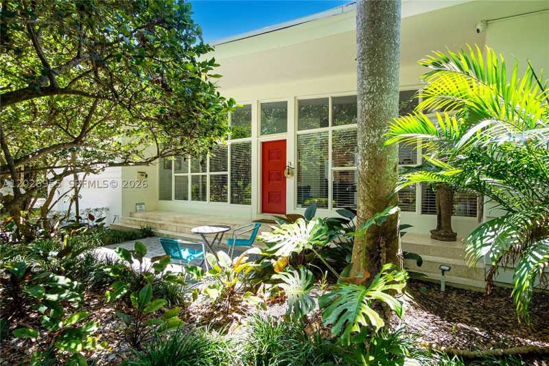 3 bedroom SingleFamilyResidence at 3520 Saint Gaudens Ct, Philbrick Ests, Miami — photo 1