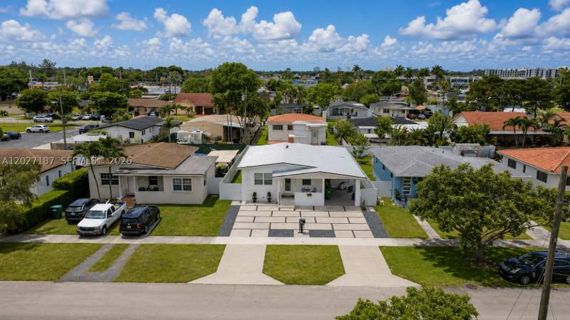 3 bedroom SingleFamilyResidence at 6748 SW 38th St, Central Miami Pt 3, Miami — photo 4