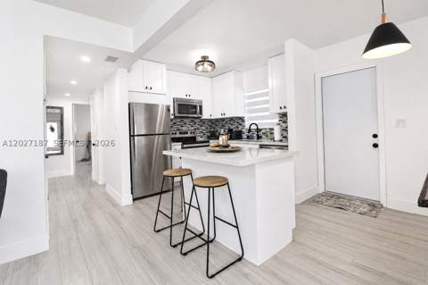 6748 SW 38th St, Miami FL - photo 8 of 23