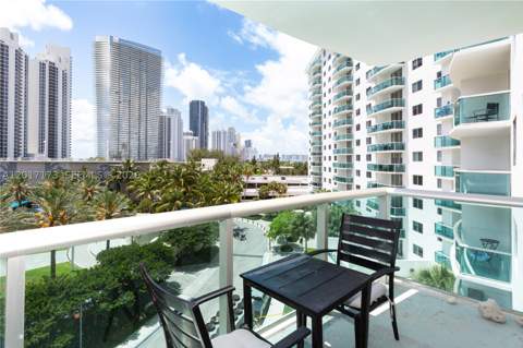 19370 Collins Ave 621, Sunny Isles Beach FL - photo 18 of 44