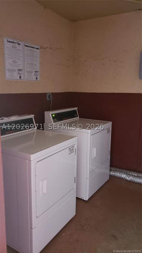 1325 W 68th St 214, Hialeah FL - photo 10 of 29