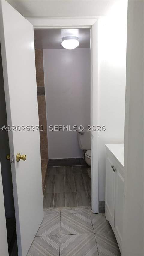 1325 W 68th St 214, Hialeah FL - photo 16 of 29