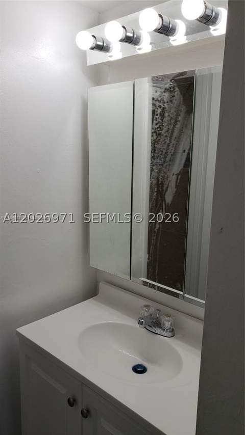 1325 W 68th St 214, Hialeah FL - photo 17 of 29