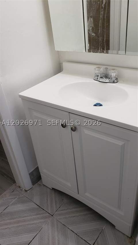 1325 W 68th St 214, Hialeah FL - photo 18 of 29