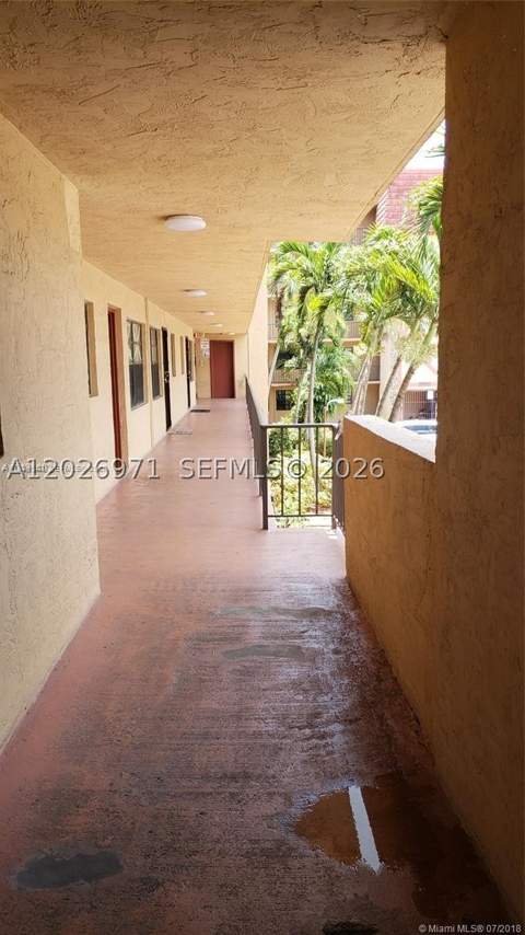1325 W 68th St 214, Hialeah FL - photo 6 of 29