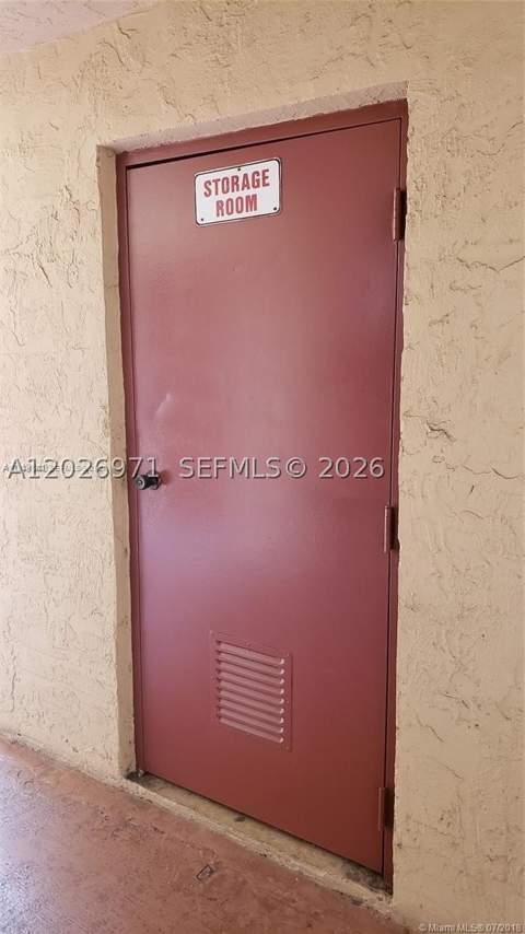 1325 W 68th St 214, Hialeah FL - photo 8 of 29
