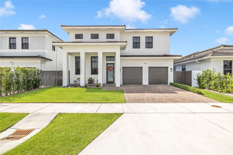 5 bedroom SingleFamilyResidence at 14606 SW 22nd Ter, J G Heads Farms Sub, Miami — photo 3