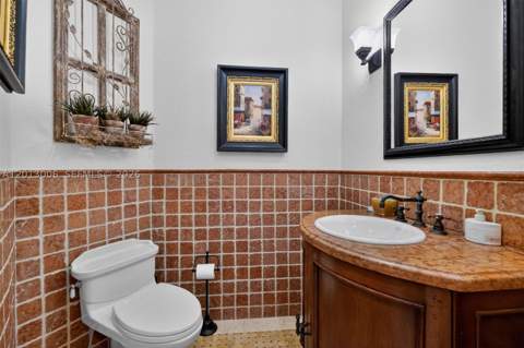 1818 Espanola Dr, Miami FL - photo 21 of 56
