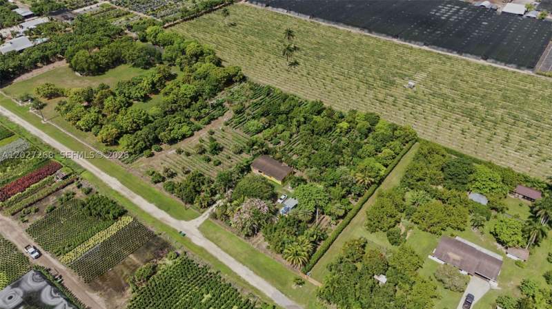 3 bedroom SingleFamilyResidence at 25800 SW 199th Ave, Redlands, Homestead — photo 3