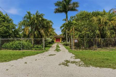25800 SW 199th Ave, Homestead FL - photo 9 of 37
