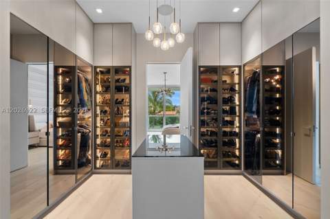 16500 Collins Ave Th-8, Sunny Isles Beach FL - photo 24 of 59