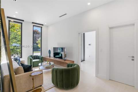4354 Alton Rd, Miami Beach FL - photo 16 of 51