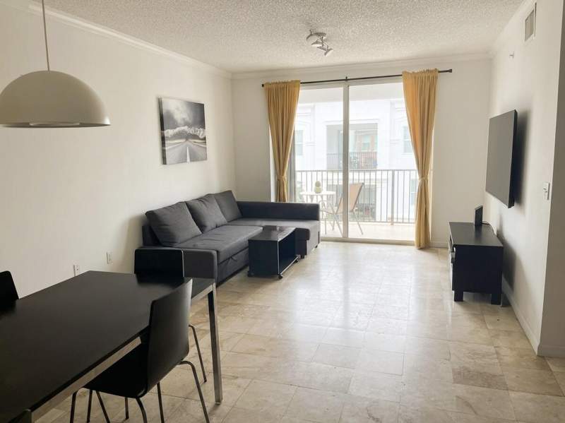 2 bedroom Condominium at 17100 N Bay Road 1911, Porto Bellagio Condo, Sunny Isles Beach — photo 2