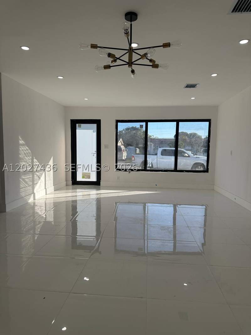 4 bedroom SingleFamilyResidence at 2041 NW 190th Ter, Windward Estates Sec 1, Miami Gardens — photo 4