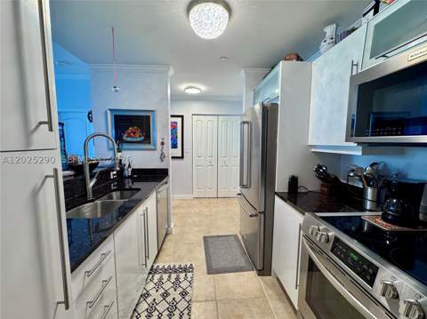 7355 SW 89th St 423N, Miami FL - photo 21 of 33