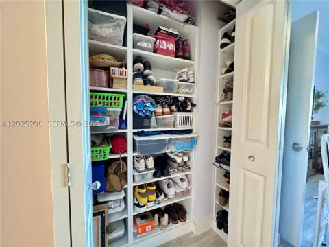 7355 SW 89th St 423N, Miami FL - photo 7 of 33