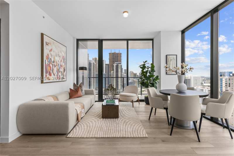 2 bedroom Condominium at 20 NE 11th St 2910, Miami North, Miami — photo 1