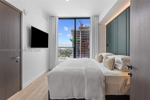 20 NE 11th St 2910, Miami FL - photo 8 of 49