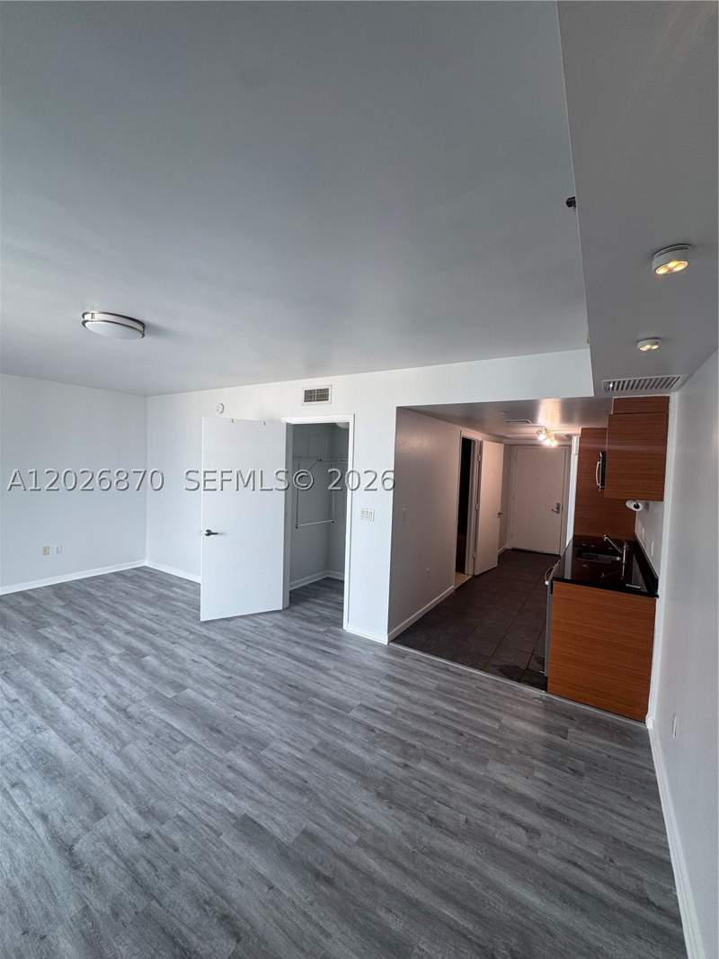 0 bedroom Condominium at 50 Biscayne Blvd 3303, 50 Biscayne Condo, Miami — photo 3