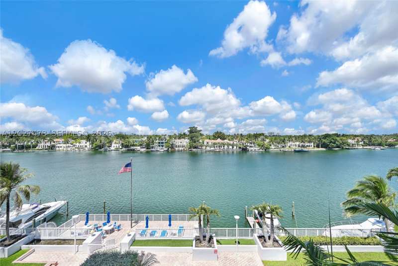 1 bedroom Condominium at 5700 Collins Ave 5J, Seacoast 5700 Condo, Miami Beach — photo 1