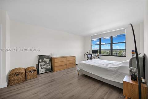 5700 Collins Ave 5J, Miami Beach FL - photo 21 of 43