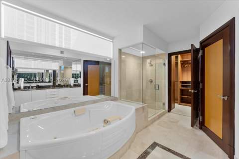17555 Collins Ave 3204, Sunny Isles Beach FL - photo 19 of 47