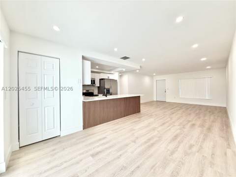 10209 SW 20th Ter, Miami FL - photo 10 of 22