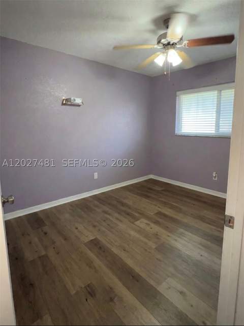 1300 NE 203rd St, Miami FL - photo 19 of 40