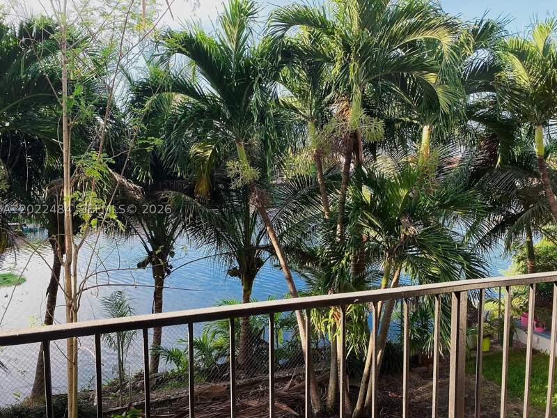 2 bedroom Condominium at 2775 W 52nd St 206, La Luna Condo, Hialeah — photo 2