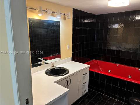 13509 NE 24th Pl, North Miami FL - photo 13 of 17