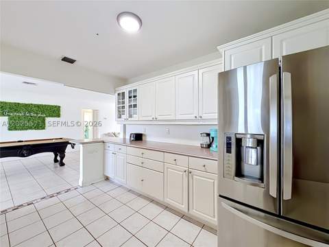2501 NE 209th Ter, Miami FL - photo 16 of 47