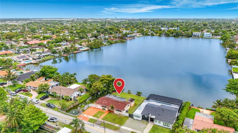 3 bedroom SingleFamilyResidence at 2501 NE 209th Ter, Sunswept Isle, Miami — photo 2