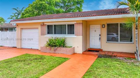 2501 NE 209th Ter, Miami FL - photo 6 of 47