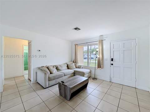 2501 NE 209th Ter, Miami FL - photo 9 of 47