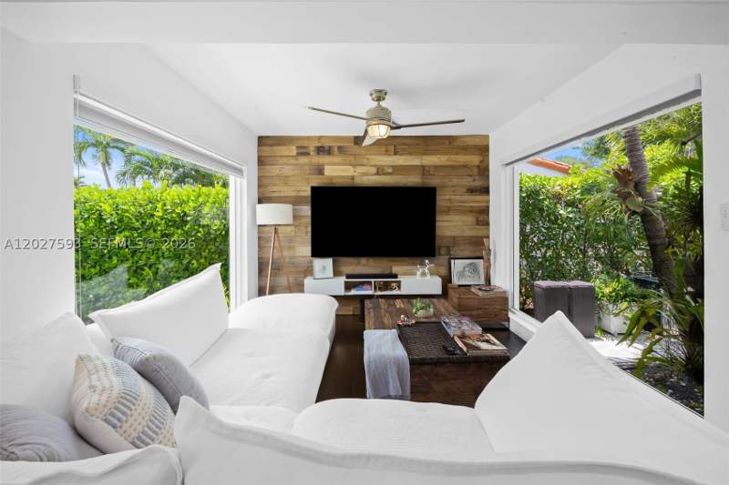 3 bedroom SingleFamilyResidence at 39 Montilla Ave, Coral Gables Flagler Stre, Coral Gables — photo 4