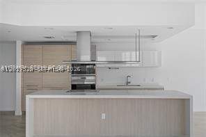 17111 Biscayne Blvd 1210, North Miami Beach FL - photo 11 of 68
