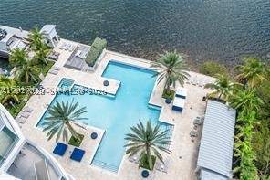 17111 Biscayne Blvd 1210, North Miami Beach FL - photo 16 of 68