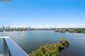 17111 Biscayne Blvd 1210, North Miami Beach FL - photo 18 of 68