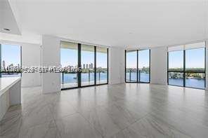 17111 Biscayne Blvd 1210, North Miami Beach FL - photo 6 of 68