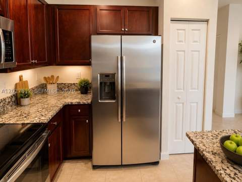 3342 W 104th Ter, Hialeah FL - photo 12 of 44