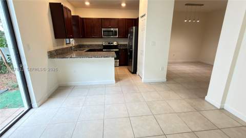 3342 W 104th Ter, Hialeah FL - photo 14 of 44