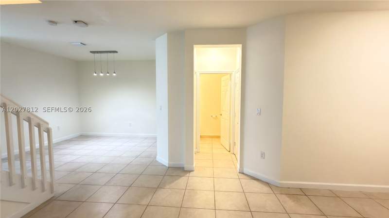 3 bedroom Townhouse at 3342 W 104th Ter, Aquabella Section One, Hialeah — photo 5