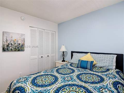 201 178th Dr 315, Sunny Isles Beach FL - photo 10 of 49