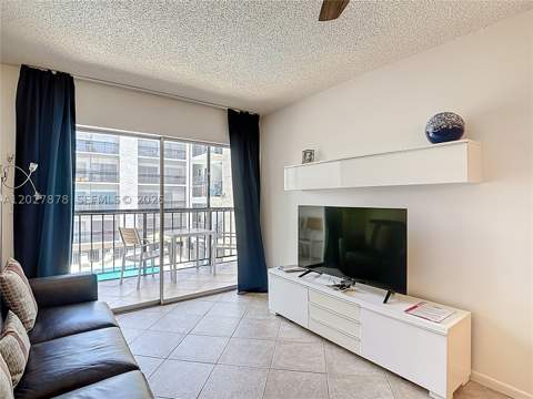 201 178th Dr 315, Sunny Isles Beach FL - photo 7 of 49