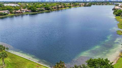 661 NE 195th Street 310, Miami FL - photo 18 of 19