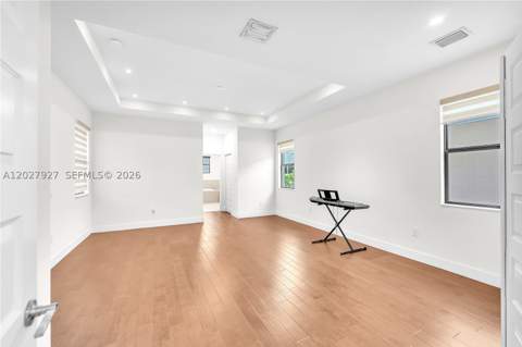 10250 NW 76th Ter, Doral FL - photo 21 of 37