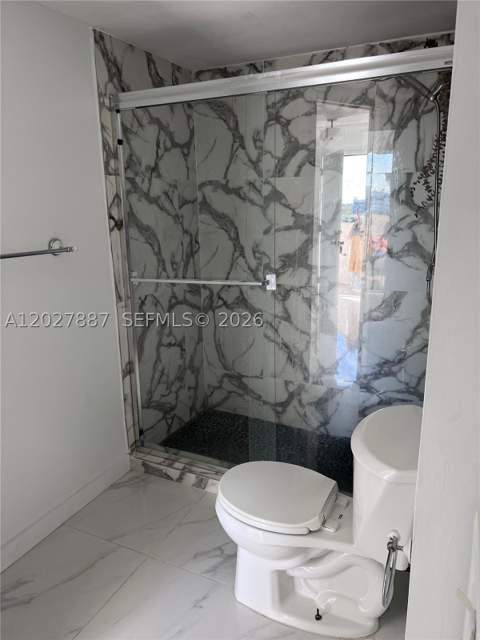3545 NE 166th St 1004, North Miami Beach FL - photo 10 of 24