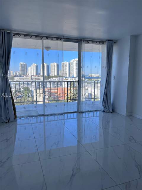 3545 NE 166th St 1004, North Miami Beach FL - photo 11 of 24