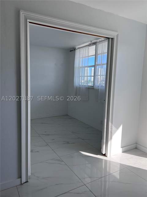 3545 NE 166th St 1004, North Miami Beach FL - photo 13 of 24